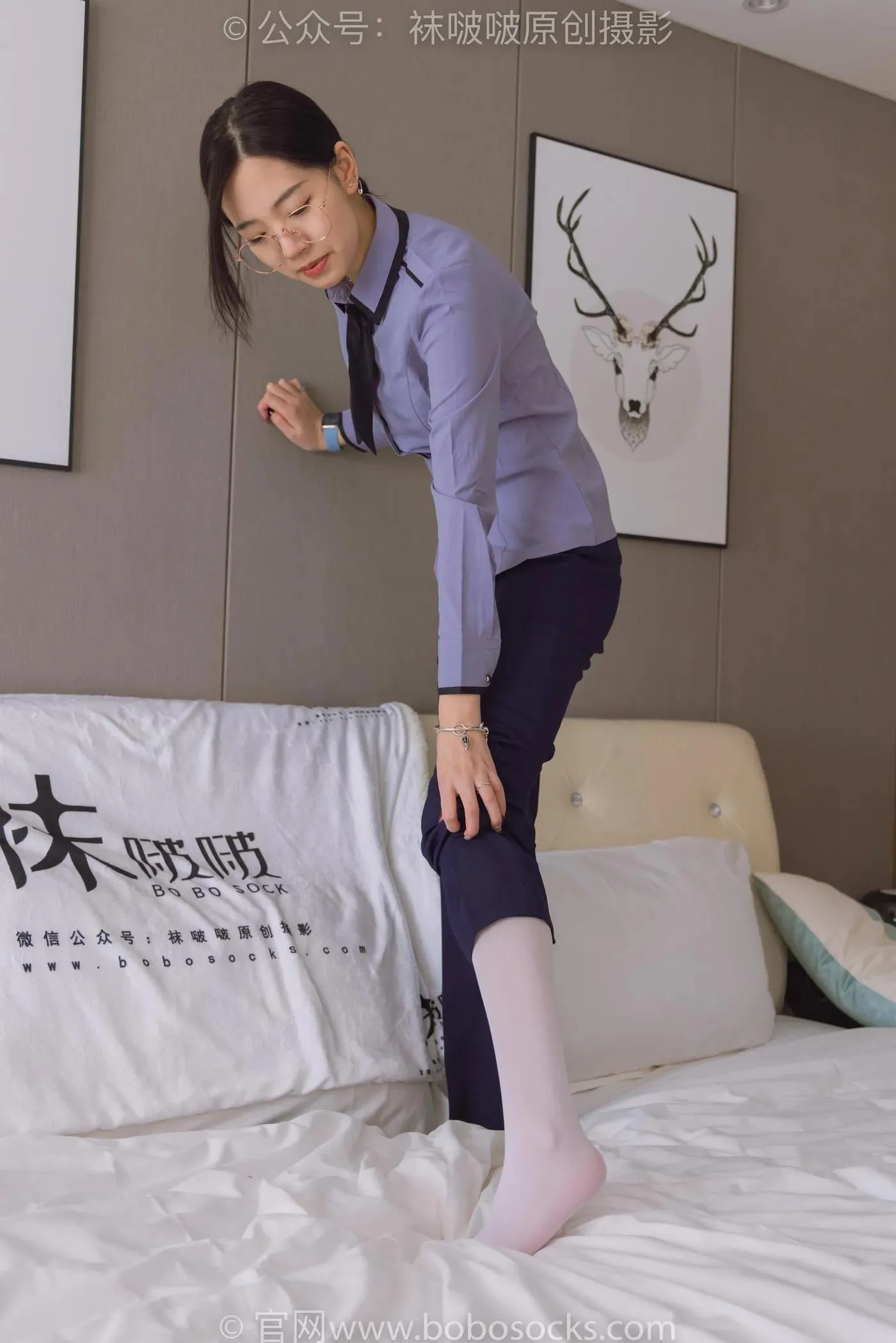 [BoBoSocks袜啵啵]NO.178 小甜豆-高跟鞋、厚白丝、ol风裤里丝 [140P]插图4